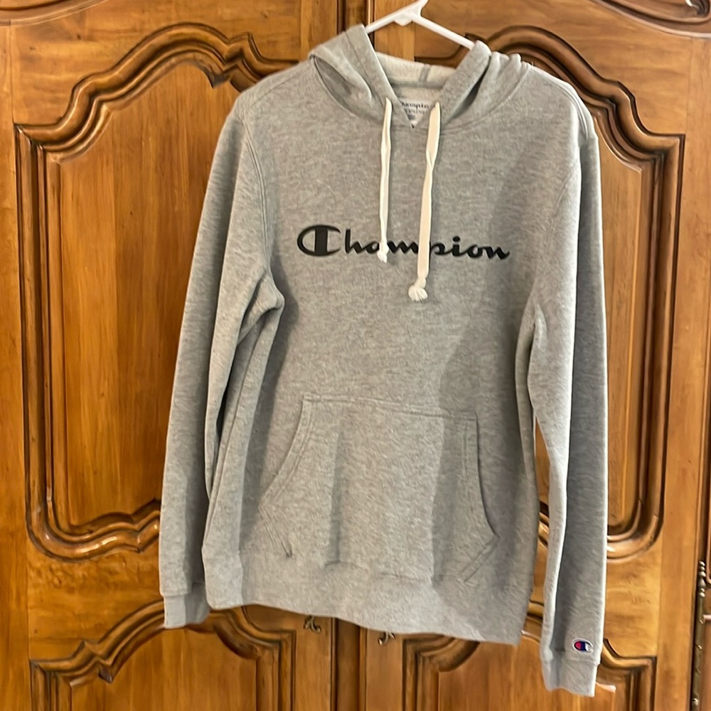 Men’s gray champion hoodie S
